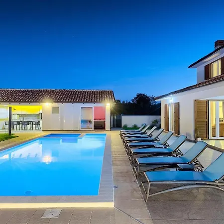 Alba Bianca Holiday home