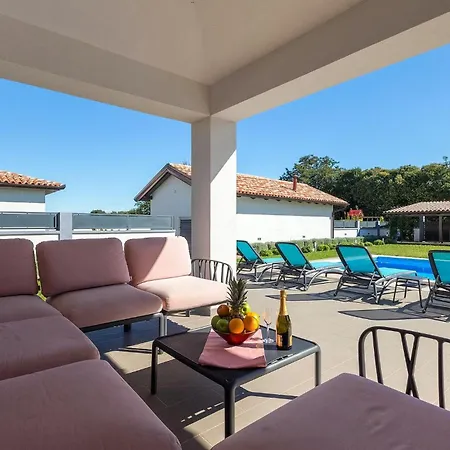 Alba Bianca Holiday home *