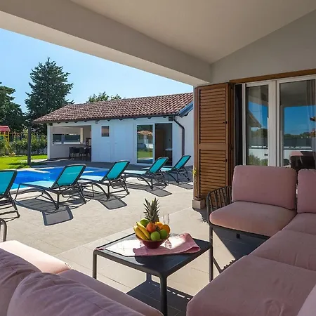 Holiday home Alba Bianca