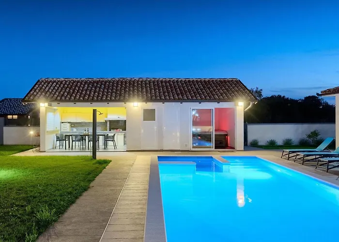 Alba Bianca Holiday home Sisan